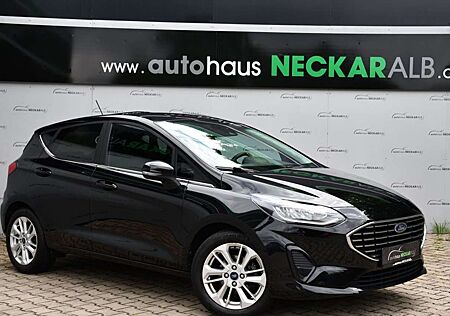 Ford Fiesta Titanium *PDC*Tempomat*CarPlay*