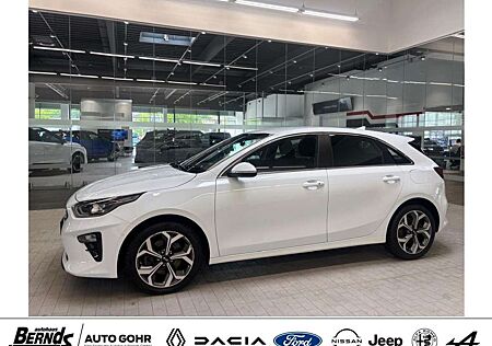 Kia Cee'd Ceed / 1.6 CRDi Spirit KLIMAAUTOM. LED R-KAMERA SITZHZG.