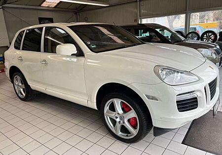 Porsche Cayenne Turbo 4.8l 500ps