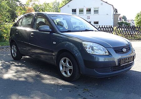 Kia Rio Fließheck 1.4 Base*TÜV NEU*ALU*KLIMA