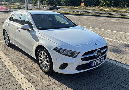 Mercedes-Benz A 180 (177.084)