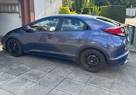 Honda Civic 1.4 i-VTEC Sport