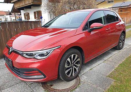 VW Golf Volkswagen VIII 1.5 TSI OPF Active