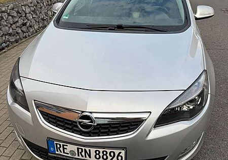 Opel Astra 1.4 ecoFLEX Selection