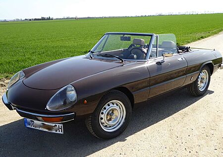 Alfa Romeo Spider +2.0