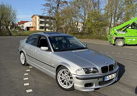 BMW 328i 328