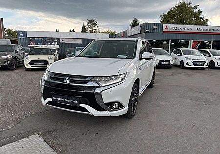 Mitsubishi Outlander PHEV Plus 4WD