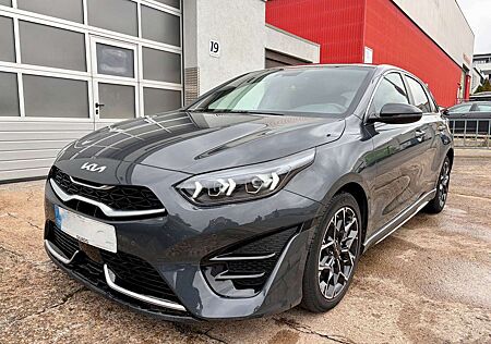 Kia Cee'd gebraucht kaufen Kia Cee'd Ceed / 160 PS GT-LINE