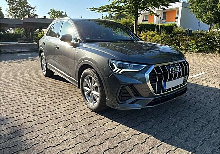 Audi Q3 40 TFSI quattro S tronic