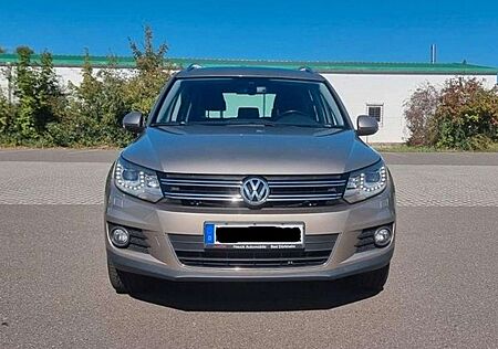 VW Tiguan Volkswagen 2.0 TSI 4Motion DSG Sport& Style