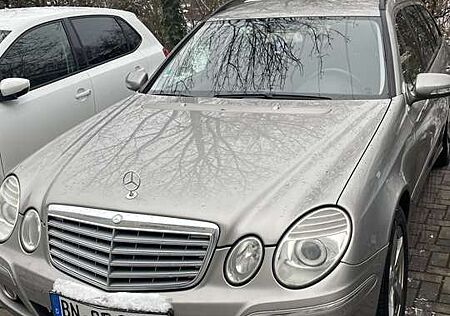 Mercedes-Benz E 220 T CDI Automatik Elegance