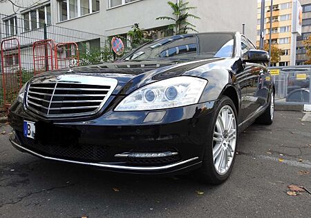 Mercedes-Benz S 350 4Matic BlueEFFICIENCY 7G-TRONIC