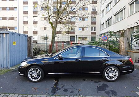 Mercedes-Benz S 350 4Matic BlueEFFICIENCY 7G-TRONIC