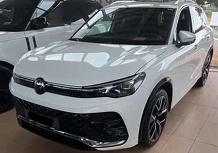 VW Tiguan Volkswagen 1.5 eTSI 110 kW R-Line