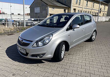 Opel Corsa Cosmo / mit LPG flüssiggas , werk aus