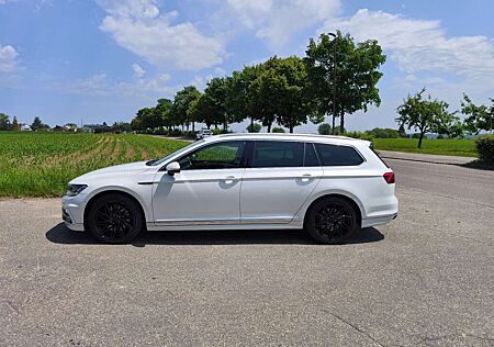 VW Passat Variant Volkswagen 2.0 TDI SCR 4Motion DSG (BMT) Highline