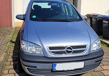 Opel Zafira 1.6 Njoy