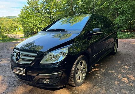 Mercedes-Benz B 170 NGT BlueEFFICIENCY Autotronic