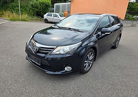 Toyota Avensis Combi 2.2 D-4D Edition