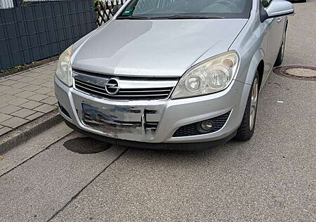 Opel Astra Edition