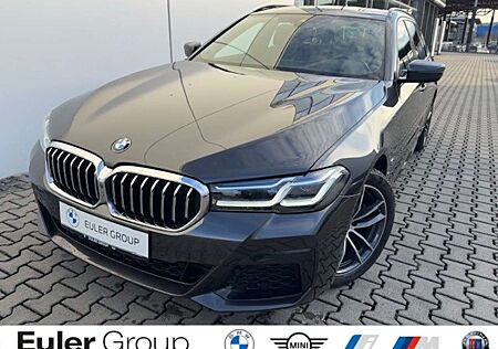 BMW 520 dA Touring M-Sport Parkass+ HUD SHZ v+h LkHZ