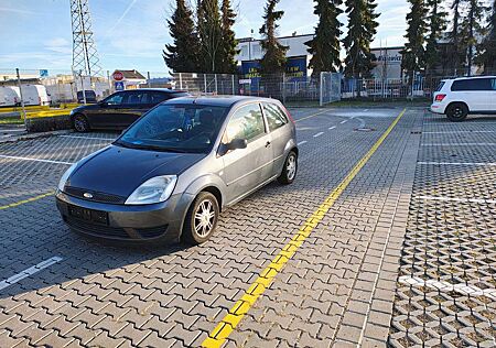Ford Fiesta Futura 2
