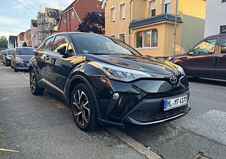 Toyota C-HR 1.2 Turbo Team Deutschland