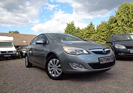 Opel Astra J Lim. 5-trg. Design Edition