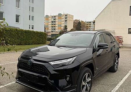 Toyota RAV 4 Plug-in-Hybrid Style 2024 Dezember 12000km