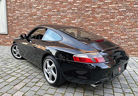 Porsche 996 911 Carrera - ERSTLACK - XENON - PERFEKTER ZUSTAND