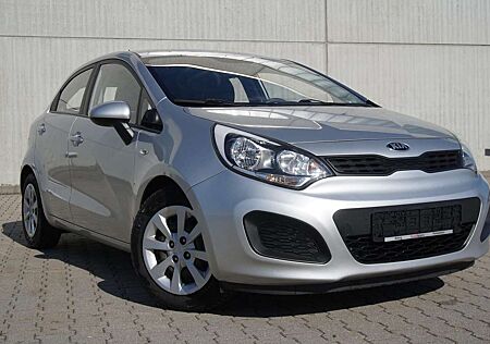 Kia Rio 1.2 Radio Klima ZV/FFB 1.Hand