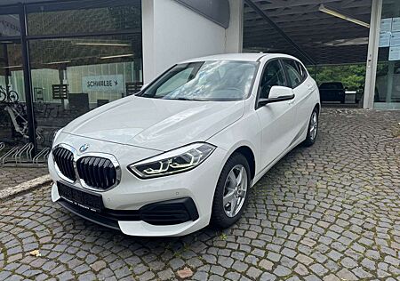 BMW 118 d Advantage