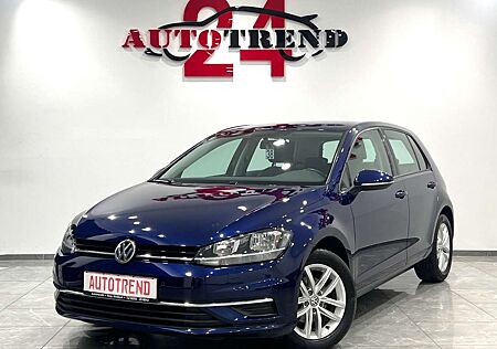 VW Golf Volkswagen VII Lim. Comfortline DSG NAVI+CARPLAY+AHK