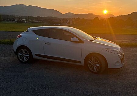 Renault Megane TCe 130 Coupe Night and Day