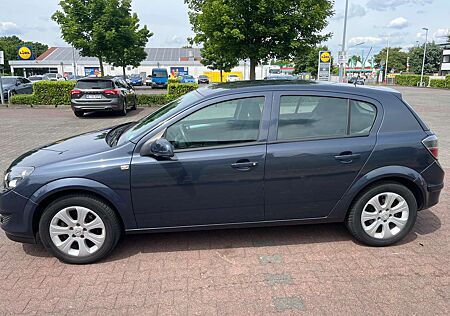 Opel Astra 1.6Selection