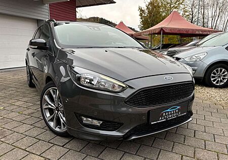 Ford Focus Turnier ST-Line Automatik Top Zustand