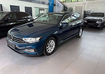 VW Passat Variant Volkswagen Passat Busn. 2.0 TDI DSG AID/360°/STHZ/DCC/AHK