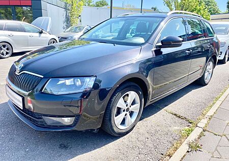 Skoda Octavia Combi,Automatik,Xenon,Navi,Sitzheizung,