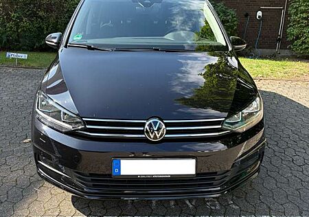 VW Touran Volkswagen 1.5 TSI DSG Comfortline AHK/Navi/GJR/ACC