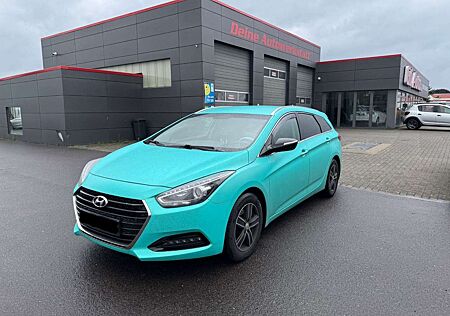 Hyundai i40 cw blue Trend/KLIMAAUTO/PDC/SITZHZG/TEMPO/