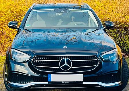 Mercedes-Benz E 300 de 4Matic T 9G-TRONIC Avantgarde