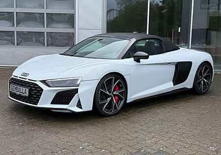 Audi R8 SPYDER 5.2 FSI PERFORMANCE, CARBON, B&O, BRD