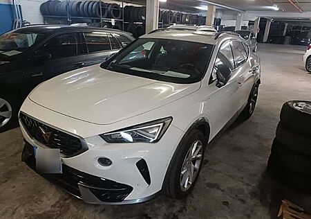 Cupra Formentor 1.4 e-Hybrid Navi RearView LED FULL-Link ACC AUT