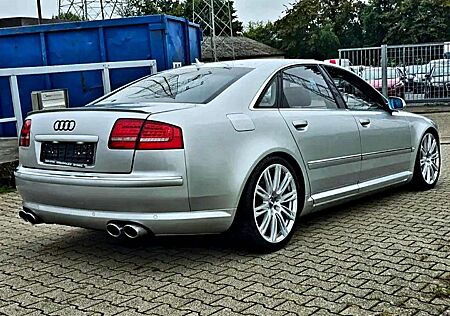 Audi A8 3.7 quattro