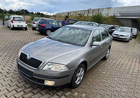 Skoda Octavia Lim. Elegance Automatik Klimatronic TDI