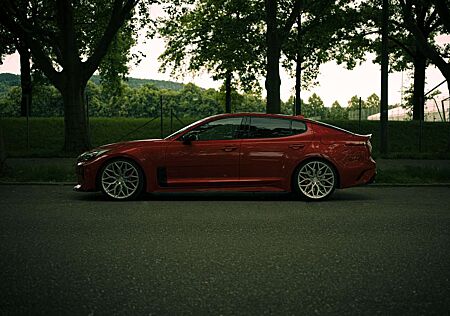 Kia Stinger 3.3 T-GDI AWD OPF GT