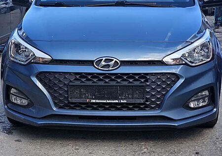 Hyundai i20 Blue 1.2 YES! Facelift