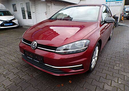 VW Golf Volkswagen 1.6 TDI IQ.DRIVE