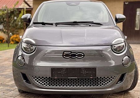 Fiat 500 500e