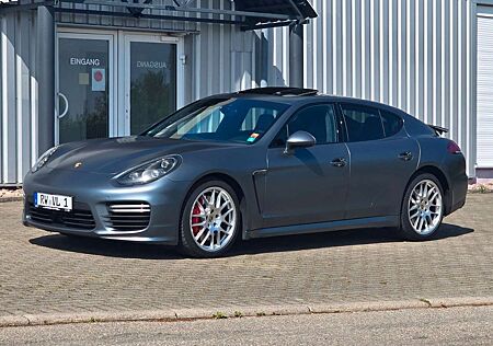Porsche Panamera Turbo/LUFT/KAMERA360°/BURMESTER